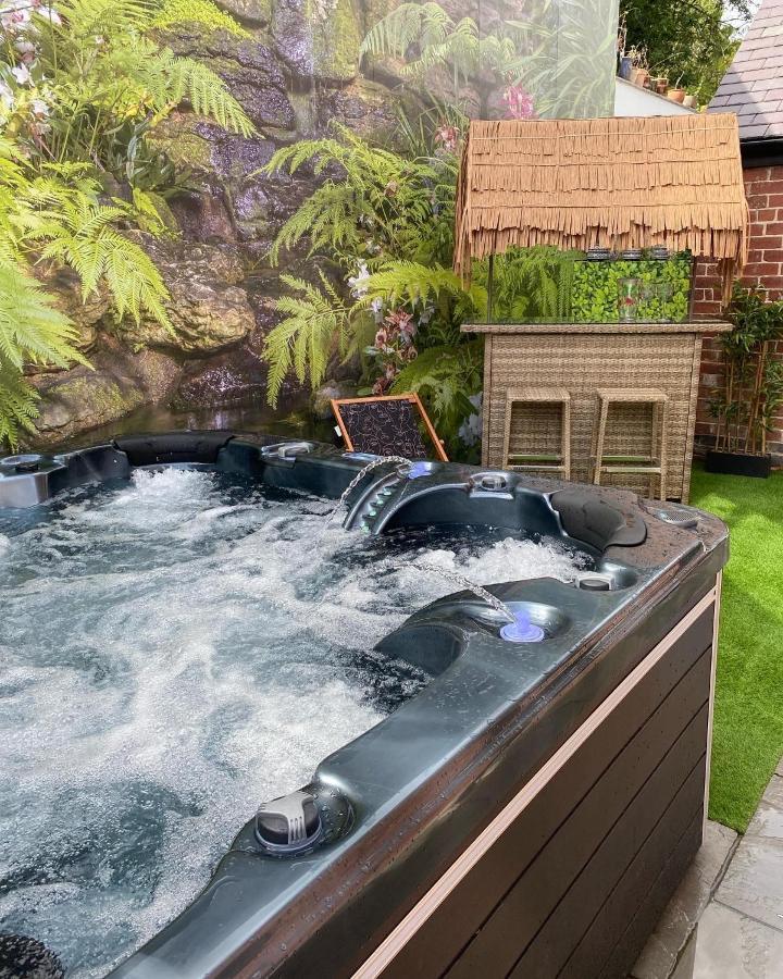 Dawns House Cromford, Peak District, Hot Tub, For 6 - Stunning Views Lägenhet Exteriör bild